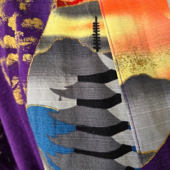 Japanese Kimono Robe Raw Silk Geisha Landscape Print Purple Open Front Belt Vtg - Picture 9 of 10